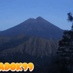 Fakta-Fakta tentang Gunung Rinjani: Pesona Alam, Jalur Pendakian, dan Tips Aman Mendaki