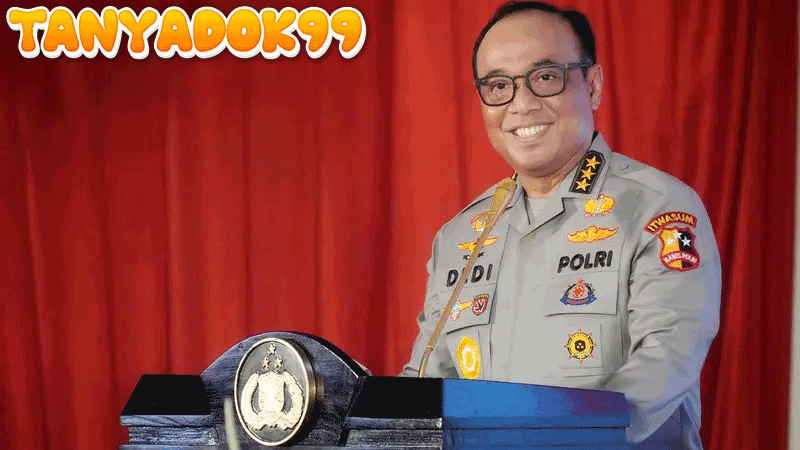 Komjen Dedi Prasetyo Resmi Jabat Wakapolri Usai Dilantik Kapolri