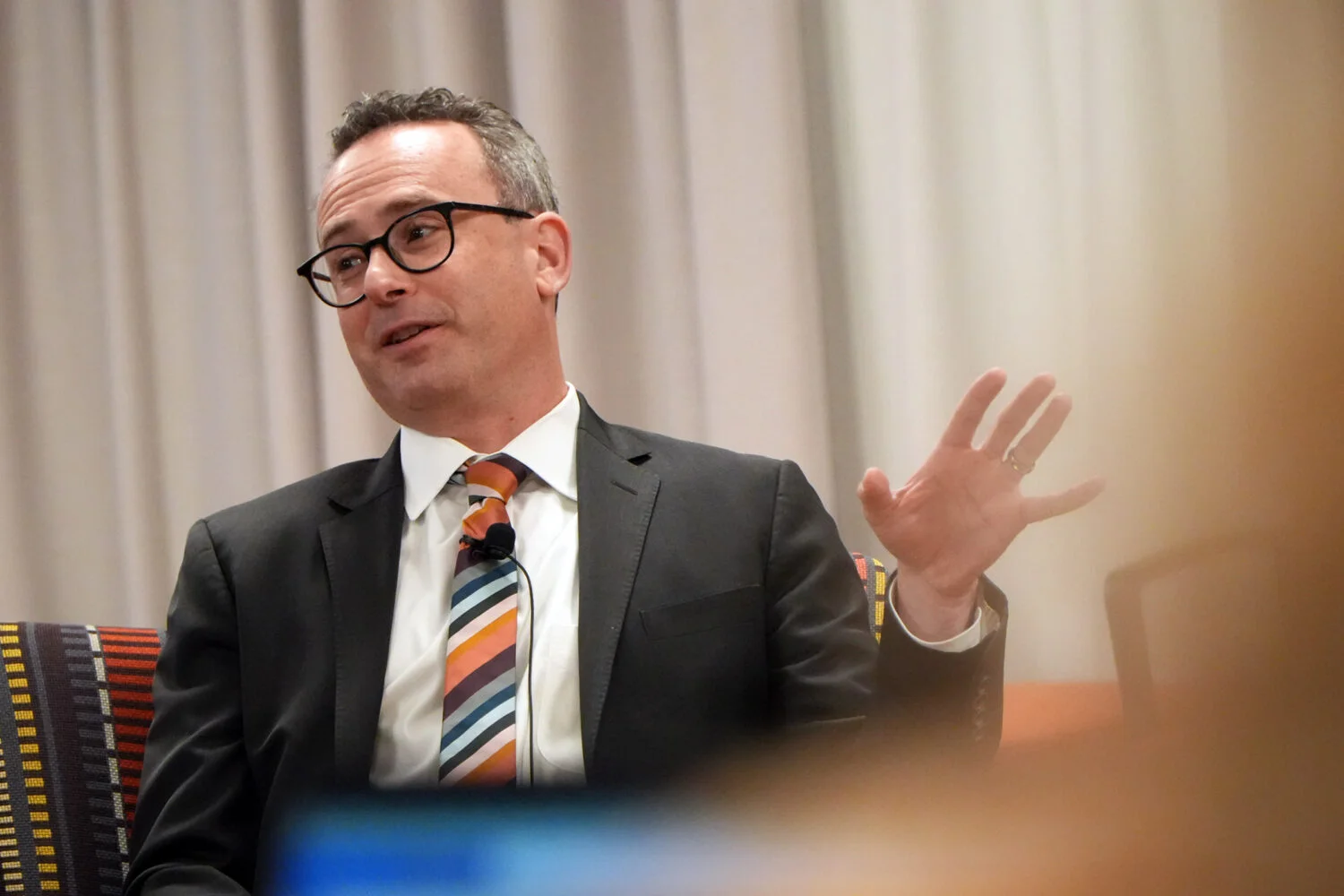 Bagaimana teknologi mendukung dan merusak demokrasi - Harvard Law School