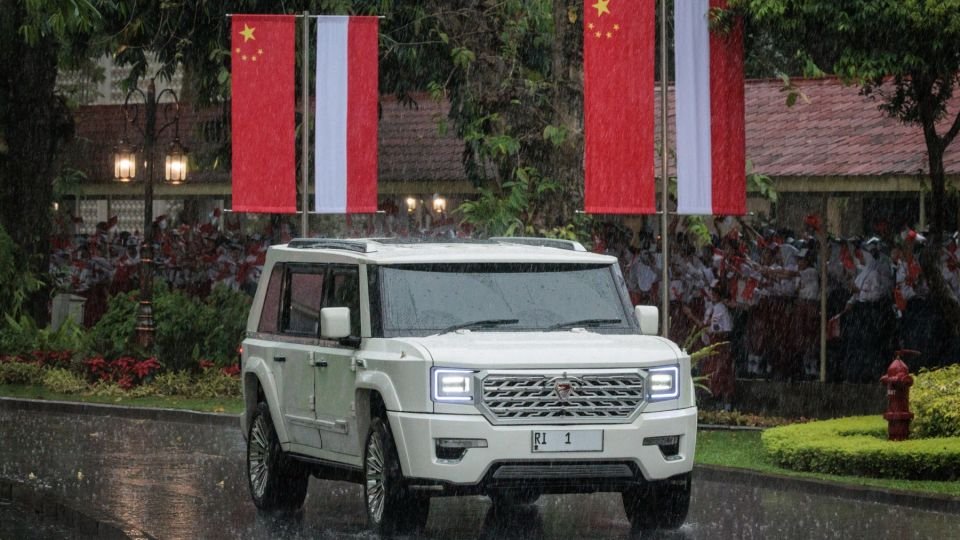 Nota kesepahaman ditandatangani untuk mobil nasional Indonesia, namun masih ada pertanyaan mengenai proyek 'ambisius' ini