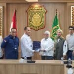 Kelompok masyarakat sipil mendesak Mahkamah Agung Indonesia untuk menuntut genosida di Gaza.