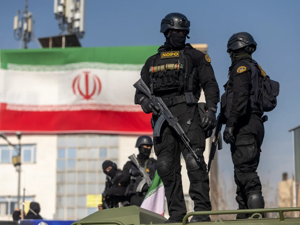 Dunia menanggapi protes di Iran dan ancaman militer AS terhadap Teheran