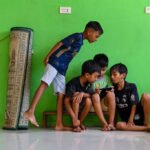 Indonesia akan mulai melarang penggunaan media sosial bagi anak-anak di bawah usia 16 tahun mulai bulan ini.