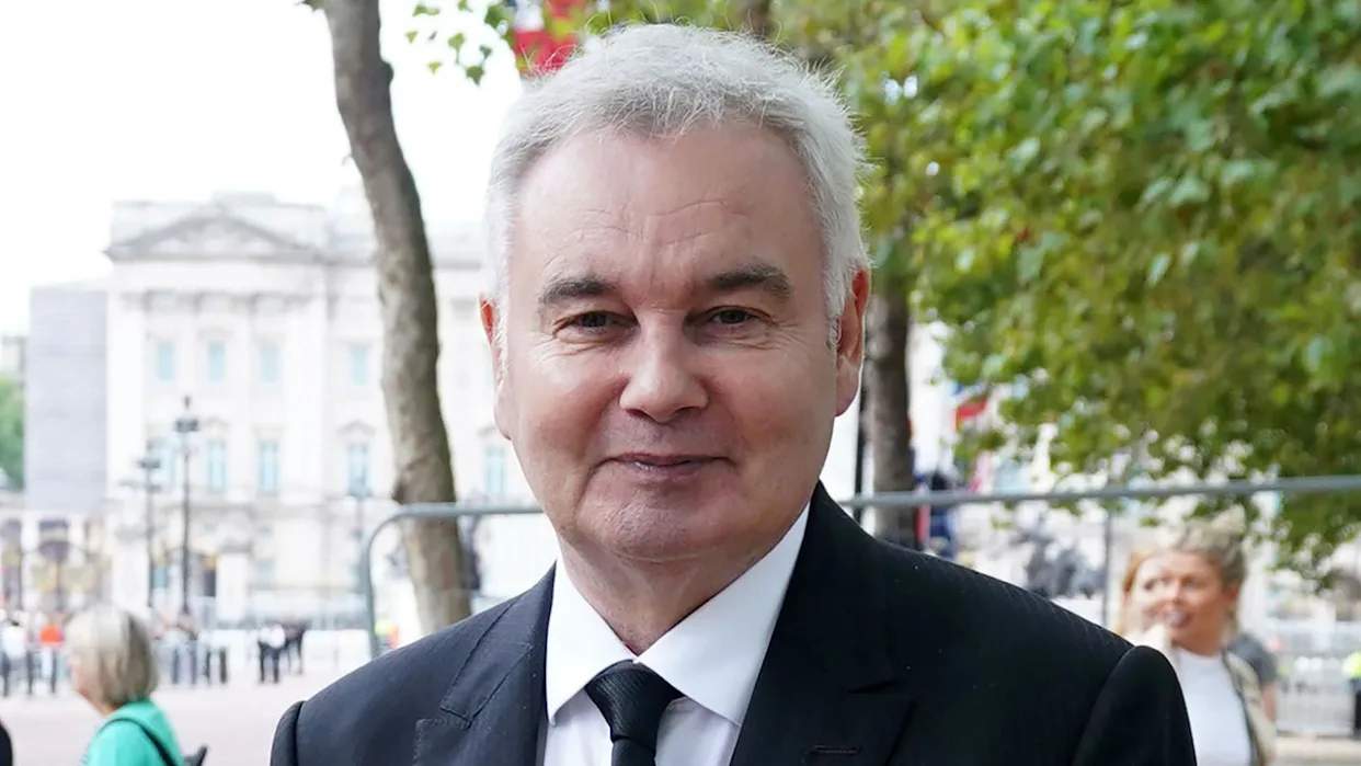 Eamonn Holmes 'dalam kondisi baik' setelah mengalami stroke, kata putranya