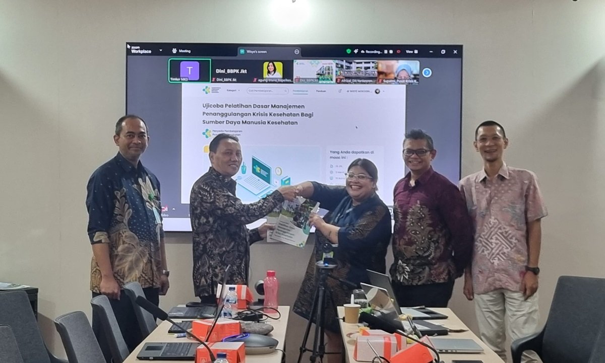 Meningkatkan kesiapsiagaan dalam menghadapi keadaan darurat kesehatan melalui program e-learning nasional bagi tenaga kesehatan cadangan Indonesia