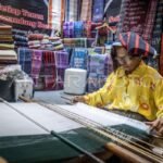 Mode dan kerajinan tangan memimpin ekspor ekonomi kreatif Indonesia