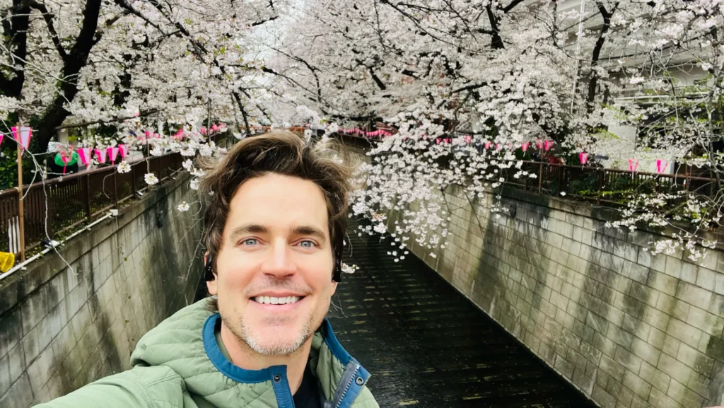Saat Matt Bomer Kehilangan Paspornya di Jepang