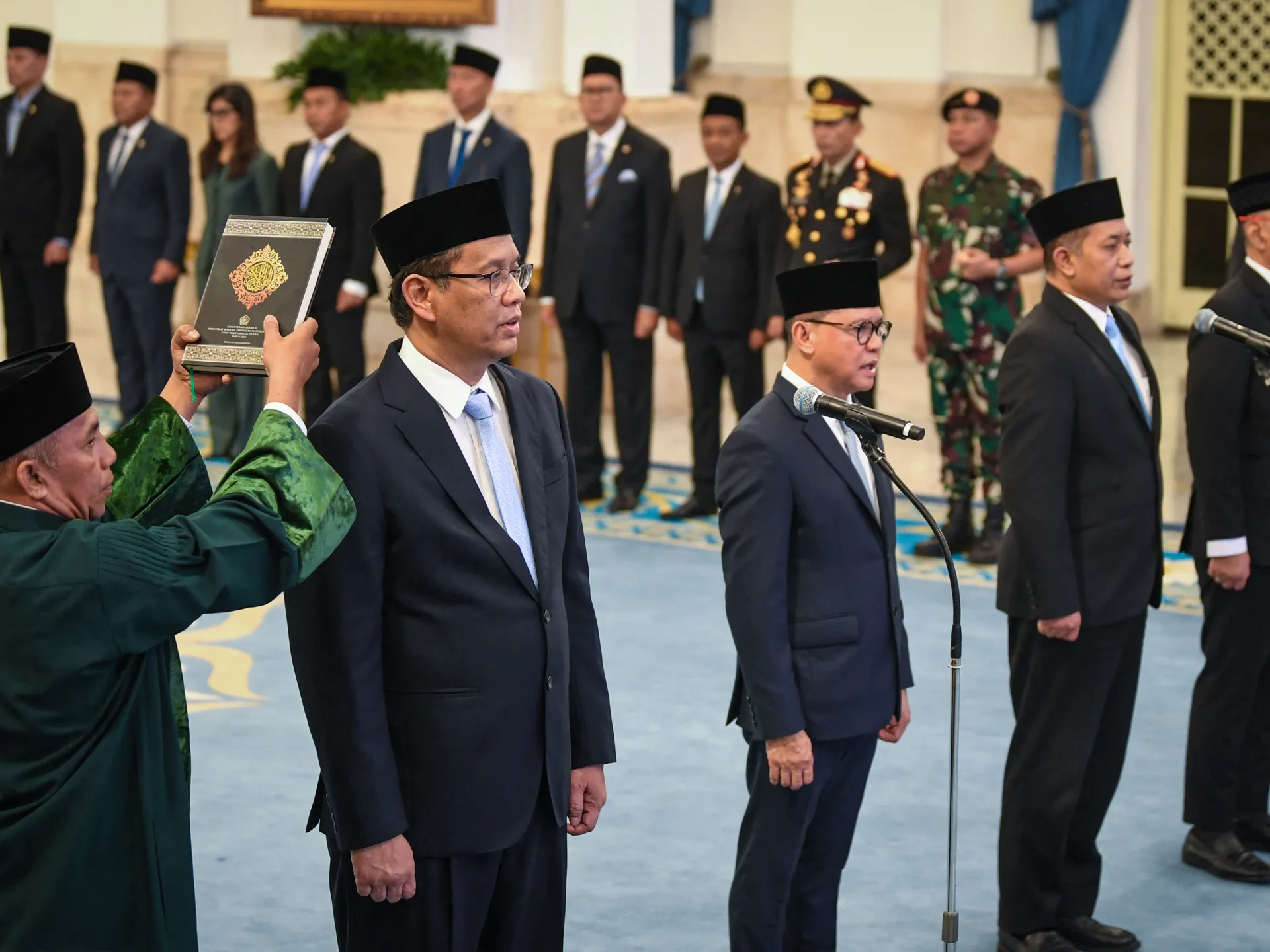 Presiden Indonesia Prabowo mengganti lima menteri pasca aksi unjuk rasa yang menelan korban jiwa