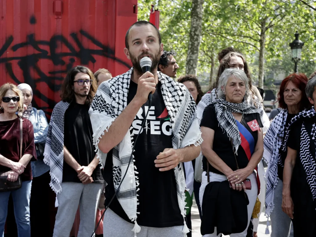 Prancis membuka penyelidikan ‘kejahatan perang’ terkait perlakuan Israel terhadap para aktivis di Gaza